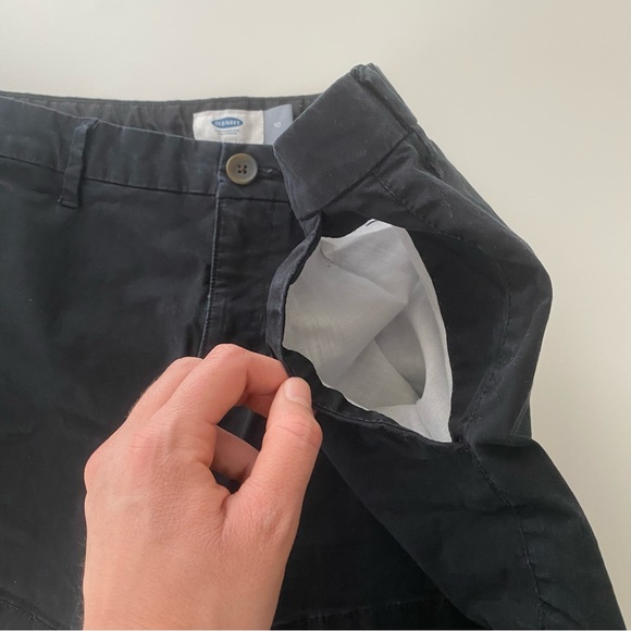 Old Navy Black Chino Shorts Size 10 - Picture 7 of 11